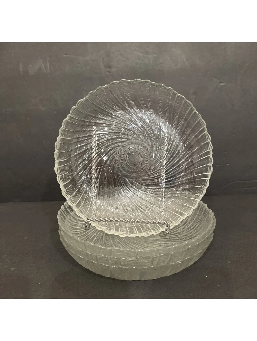 Arcoroc (4) Seabreeze Swirl Coupe Salad Plates Clear Glass 7 7/8” Wide USA